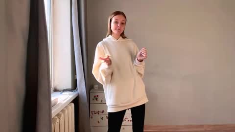 Snapshot of lovelladeboer chatting on November 17, 2025, 6:08 am Ella online show from November 17, 2025, 6:08 am