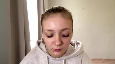 Ella online show from February 5, 2026, 9:03 am