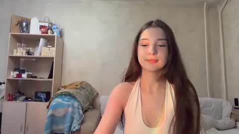 Lina online show from July 2, 2026, 2:12 pm