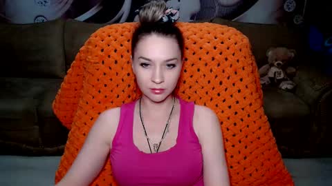 private open online show from January 1, 2025, 4:07 pm