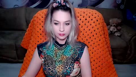 private open online show from January 5, 2025, 4:38 pm