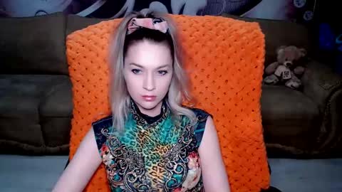 private open online show from February 1, 2025, 4:00 pm