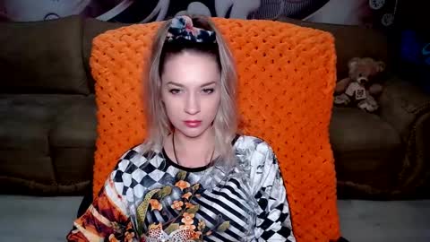 private open online show from February 3, 2025, 6:17 pm