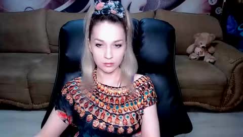 private open online show from March 9, 2025, 9:13 am