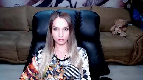 private open online show from March 12, 2025, 11:53 am