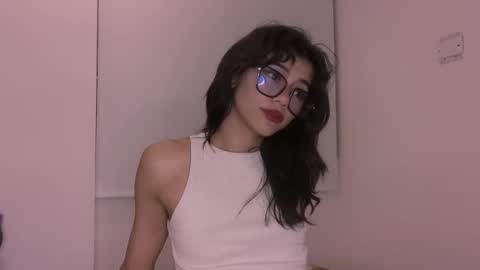 Snapshot of lovely_allys chatting on October 2, 2025, 12:17 am Allyson 3 online show from October 2, 2025, 12:17 am