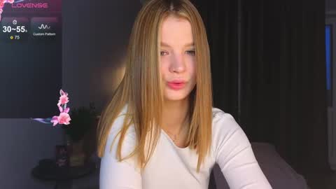 Jenny online show from December 25, 2024, 1:53 am