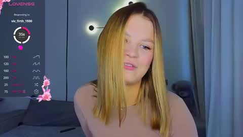 Jenny online show from September 21, 2025, 4:03 am