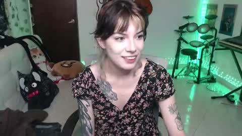 Cassie online show from October 28, 2025, 6:06 am