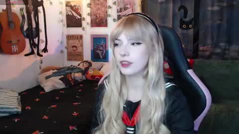 Cassie online show from June 17, 2026, 11:38 pm