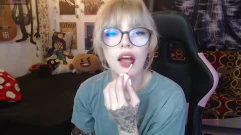 Cassie online show from June 25, 2026, 2:11 am