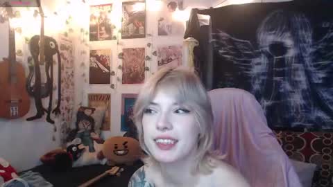 Cassie online show from June 25, 2026, 5:12 am