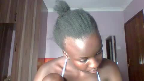 Snapshot of lovely_choco chatting on September 28, 2025, 6:24 pm Choco online show from September 28, 2025, 6:24 pm