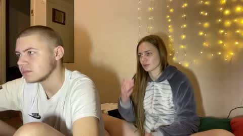 lovely_couple00 online show from March 25, 2026, 10:38 pm