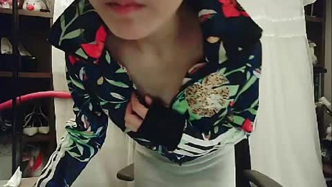 Snapshot of lovely_dana chatting on January 10, 2025, 3:48 pm DANA KIM online show from January 10, 2025, 3:48 pm