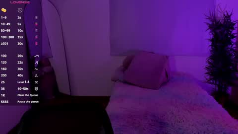Emma online show from June 12, 2026, 1:32 pm