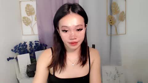 Snapshot of lovely_lianne chatting on April 19, 2026, 4:12 am lovely_lianne online show from April 19, 2026, 4:12 am