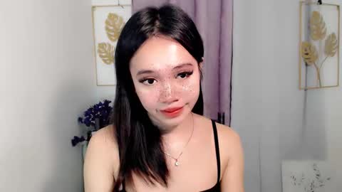 Snapshot of lovely_lianne chatting on April 23, 2026, 11:40 pm lovely_lianne online show from April 23, 2026, 11:40 pm
