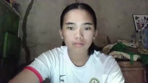 lovely_marie572336 online show from May 20, 2026, 10:21 am