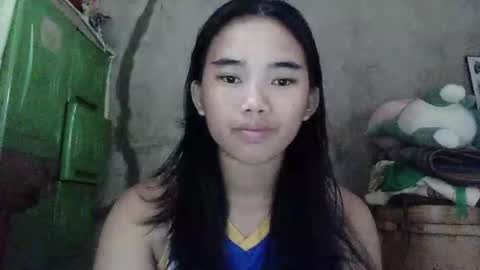 lovely_marie572336 online show from May 23, 2026, 3:12 am