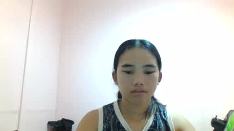 lovely_marie572336 online show from June 22, 2026, 2:58 pm