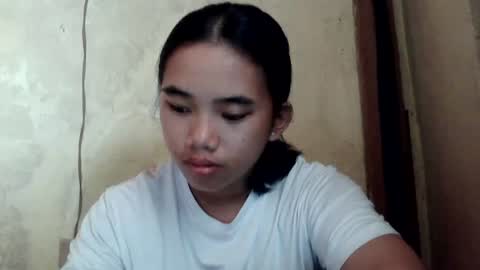 lovely_marie572336 online show from July 6, 2026, 6:21 am