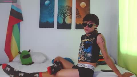 Snapshot of lovely_mathew chatting on February 28, 2025, 8:28 pm Mathew 3 online show from February 28, 2025, 8:28 pm