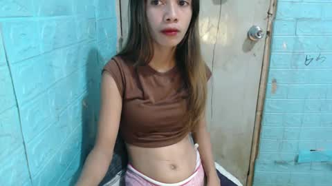 diamond sweetheart20 online show from December 5, 2024, 6:44 pm