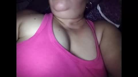 lovely_orchid online show from November 30, 2025, 1:37 pm