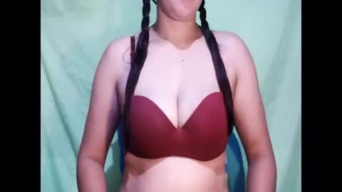 lovely rose25 online show from September 27, 2025, 7:57 am