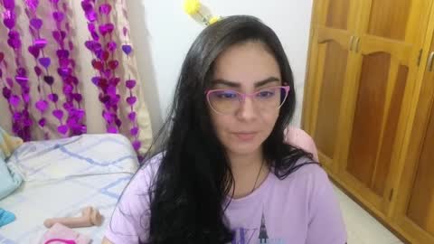 Trix online show from December 17, 2024, 2:23 am