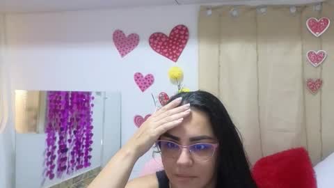 Trix online show from November 25, 2025, 11:43 am