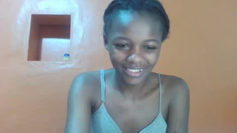 Snapshot of lovely_yvonne chatting on October 17, 2025, 10:56 pm Lovely yvonne online show from October 17, 2025, 10:56 pm