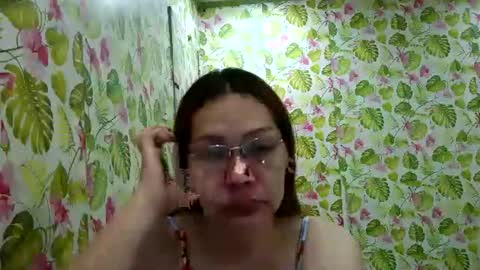 lovelyasiancutie online show from July 14, 2026, 7:52 pm