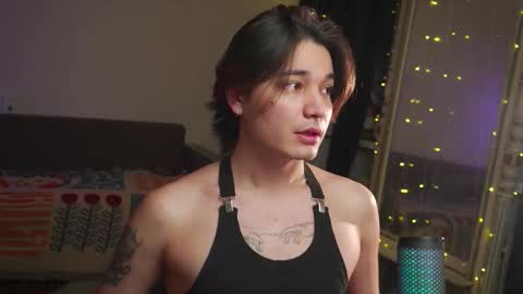 lovelydany3 online show from February 4, 2026, 5:02 am