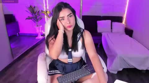 Lovely online show from October 21, 2025, 5:13 pm