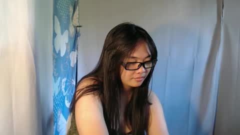 Kadita3 online show from May 8, 2026, 1:33 am