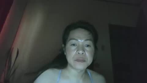 lovelykimts32 online show from November 16, 2025, 4:40 am