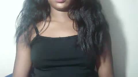 Snapshot of lovelylarra chatting on March 30, 2026, 8:59 am lovelylarra online show from March 30, 2026, 8:59 am