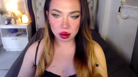 Rebeca online show from December 6, 2024, 6:50 pm