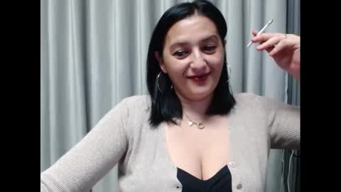 lovelymary42 online show from March 12, 2025, 11:01 pm