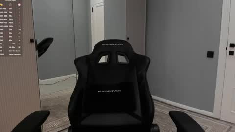 Snapshot of lovelymikky chatting on March 13, 2026, 2:29 am Mikky online show from March 13, 2026, 2:29 am