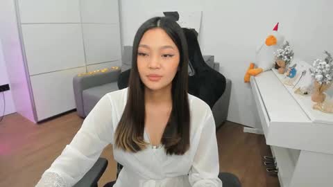 kim online show from December 12, 2024, 5:37 pm