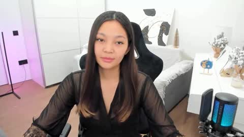 kim online show from December 17, 2024, 6:53 pm