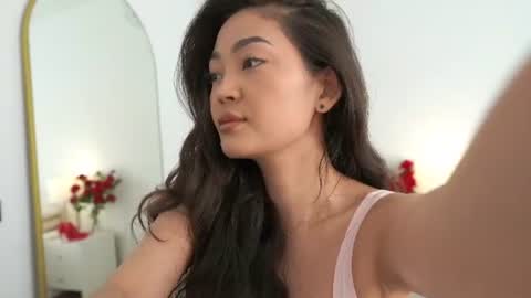 kim online show from August 8, 2026, 6:59 am