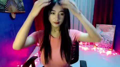 lovelypetite143 online show from July 8, 2026, 3:49 pm