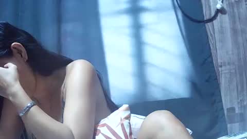 lovelypinay_69 online show from March 27, 2026, 9:10 am