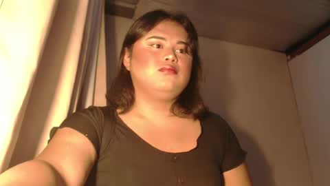 lovely online show from December 30, 2024, 2:40 pm