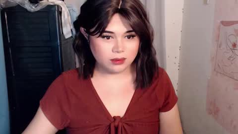 lovely online show from May 6, 2026, 1:47 am