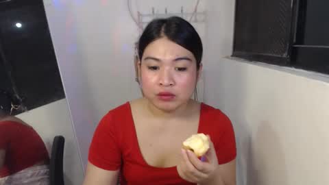 Rhean online show from May 12, 2026, 7:27 am